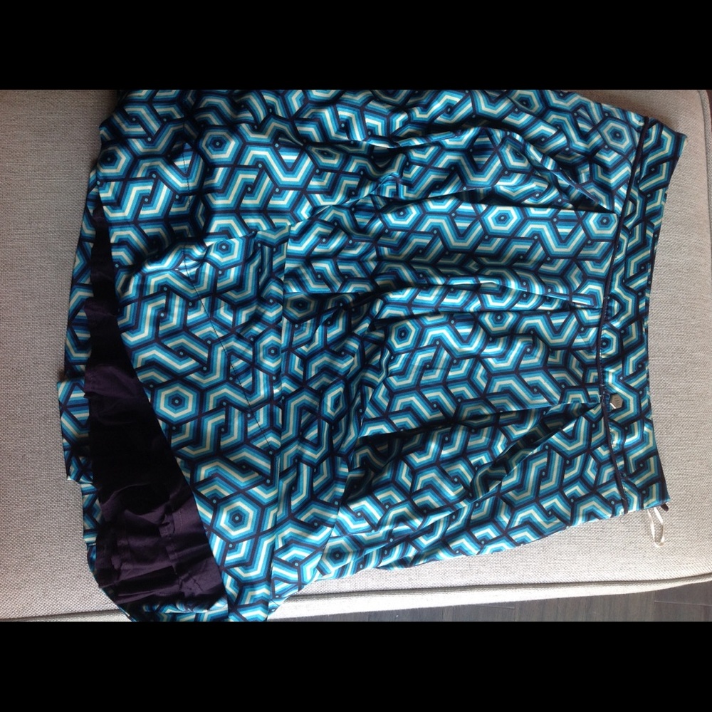 Skirt with black underskirt